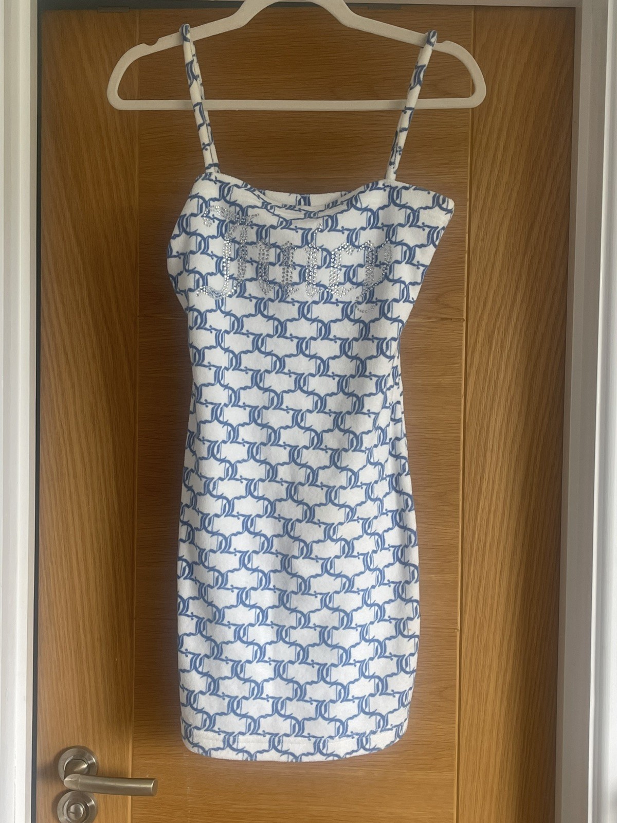 JUICY COUTURE VELOUR STRAPPY MINI DRESS – MONOGRAM PRINT & RHINESTONE LOGO UK S