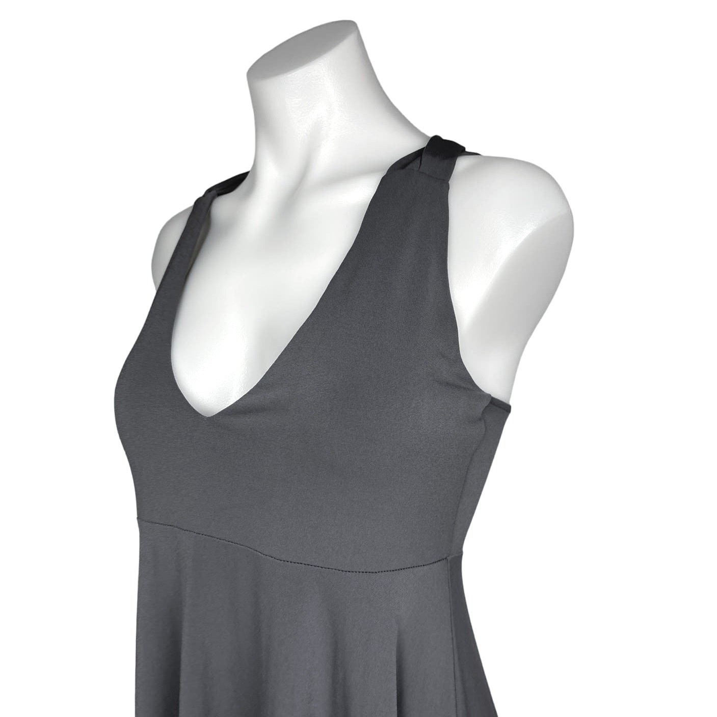 Moda International Gray Sleeveless Scoop Neck Crossback Fit & Flare Dress Size M