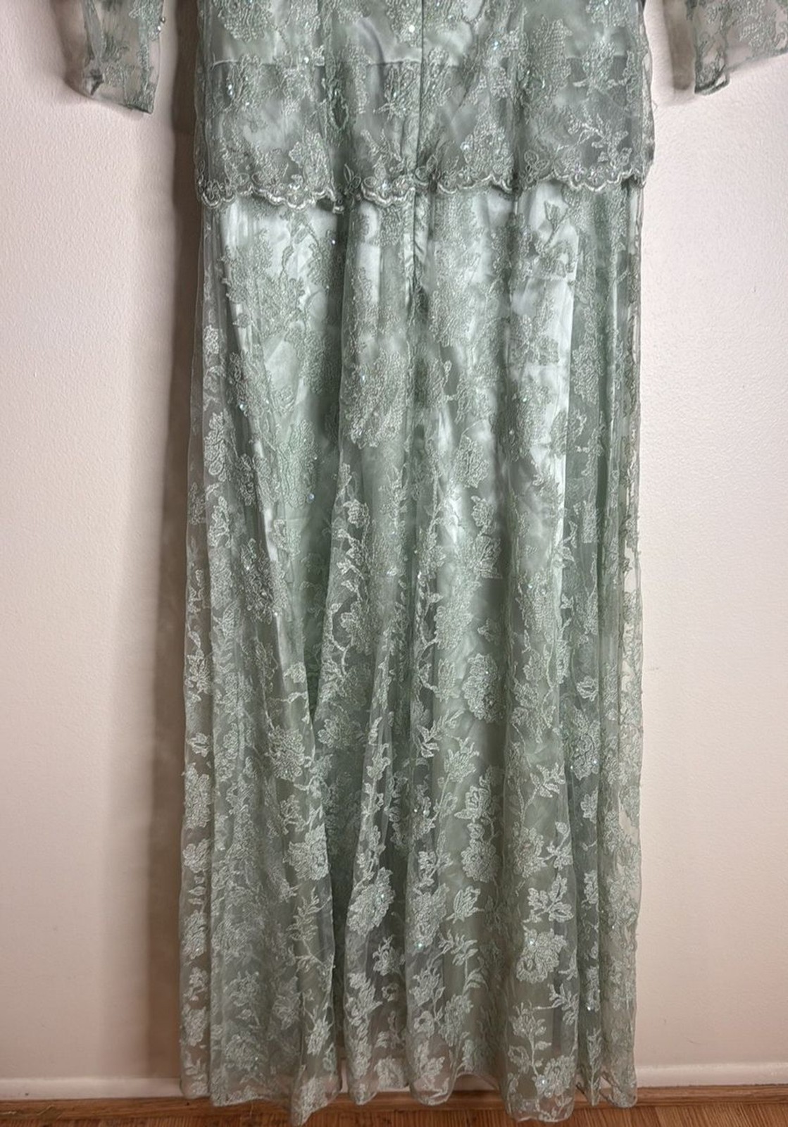vtg Cassandra Stone Dress Womens 8 Sage Green Lace Gown Formal Evening Beaded