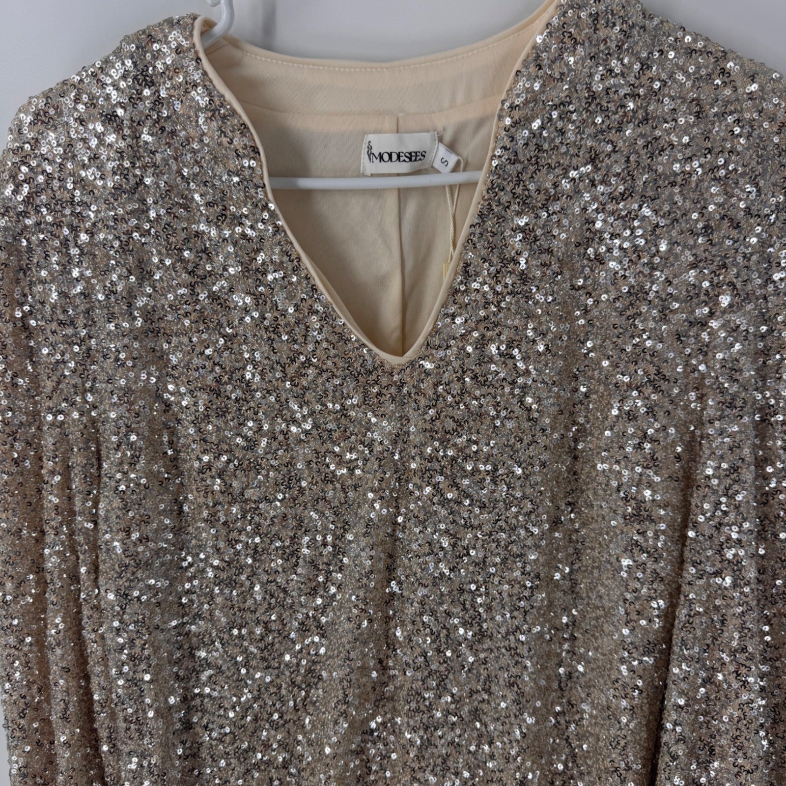 Modesees Women Champagne Gold Sequin Maxi Gown V-Neck Long Bishop Sleeve Size S