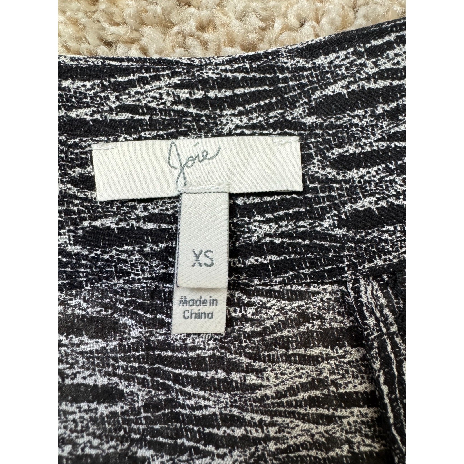 Joie Tunic 100% Silk Size XS Tassles Black White Boho Lined Kaftan Tunic Dress