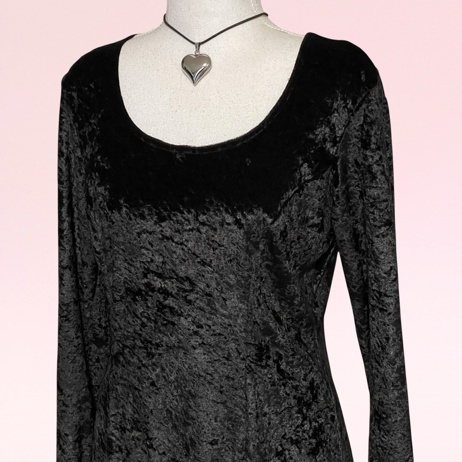 vintage y2k goth witchy black crushed velvet dress 8 dark fairy long-sleeve boho