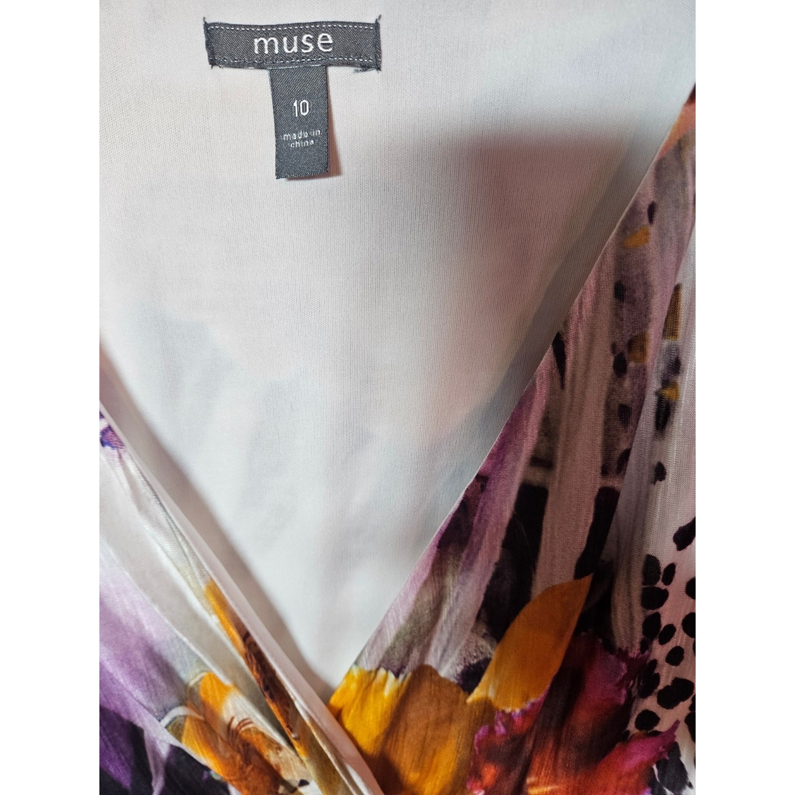 Muse Size 10 Iris Print Knot Front V Neck Sheath Dress Multicolor #344