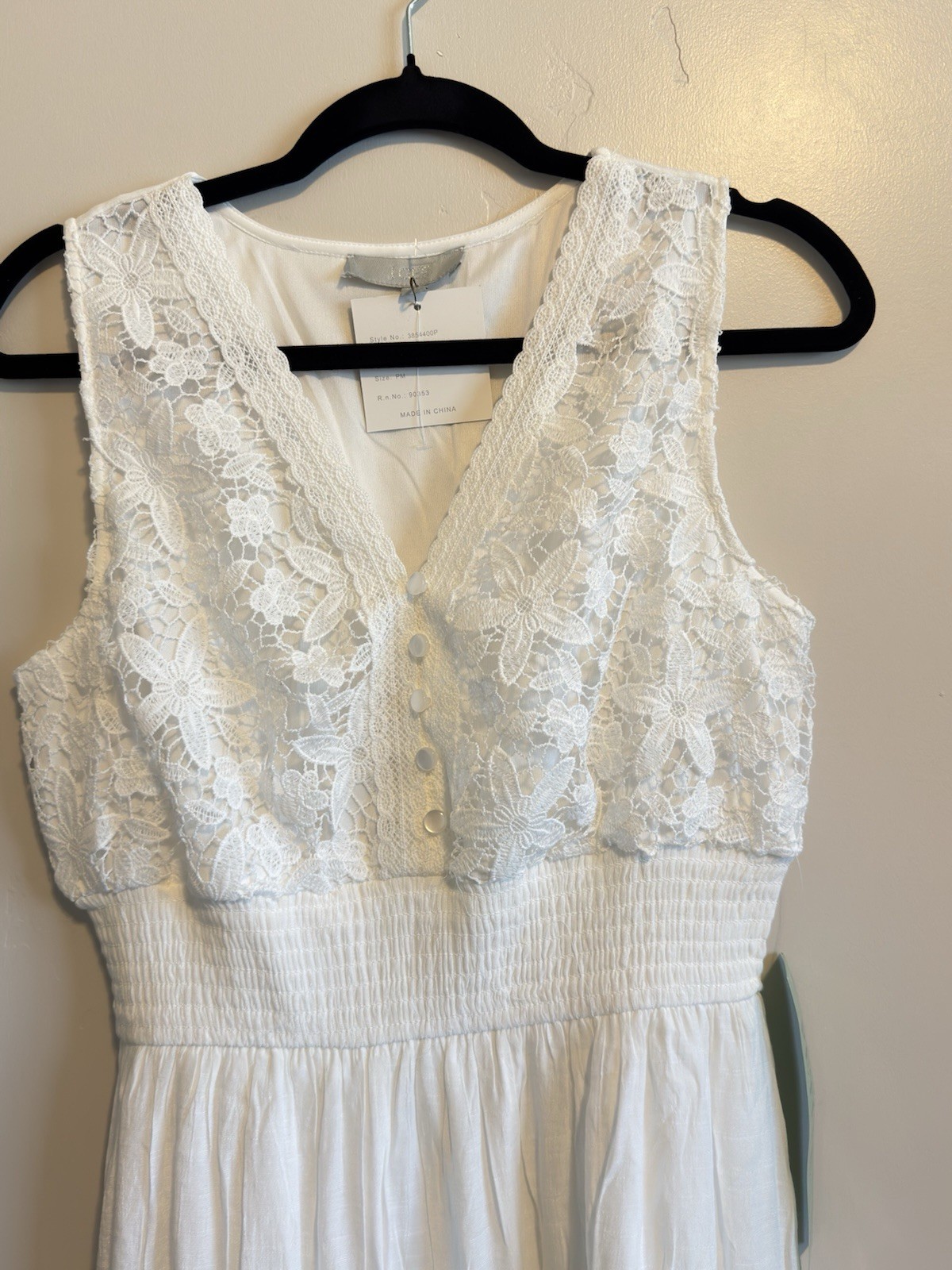 J GEE Size PM White Smocked Fit Sleeveless Embroidery Beach Dress NWT