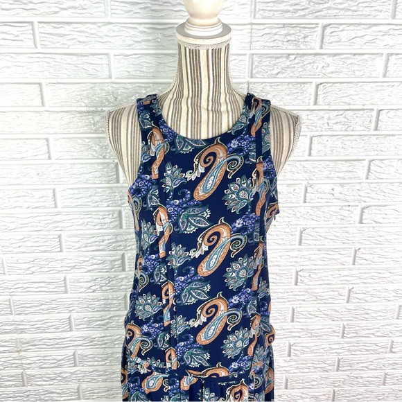 Tobi Multicolored Paisley Open Back Maxi Dress Size Small Pleated Accents