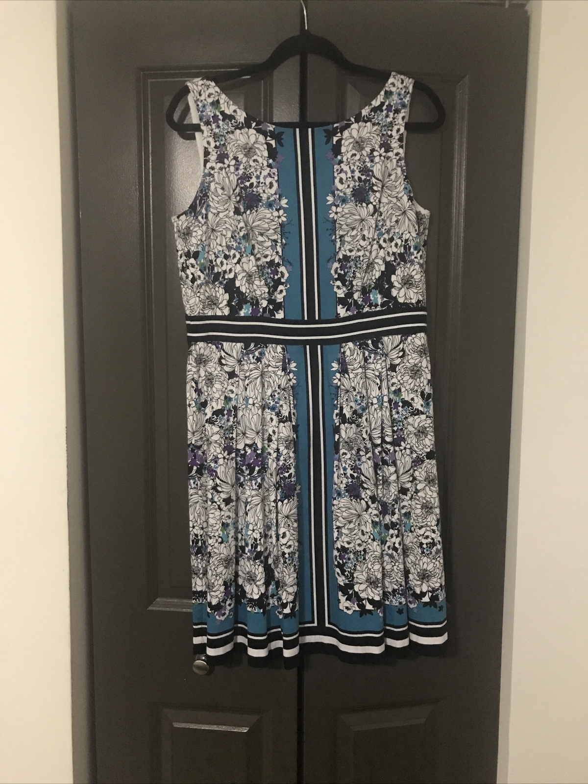 New York & Company Women’s Black,Turquoise,White and Purple Floral Dress Size 12
