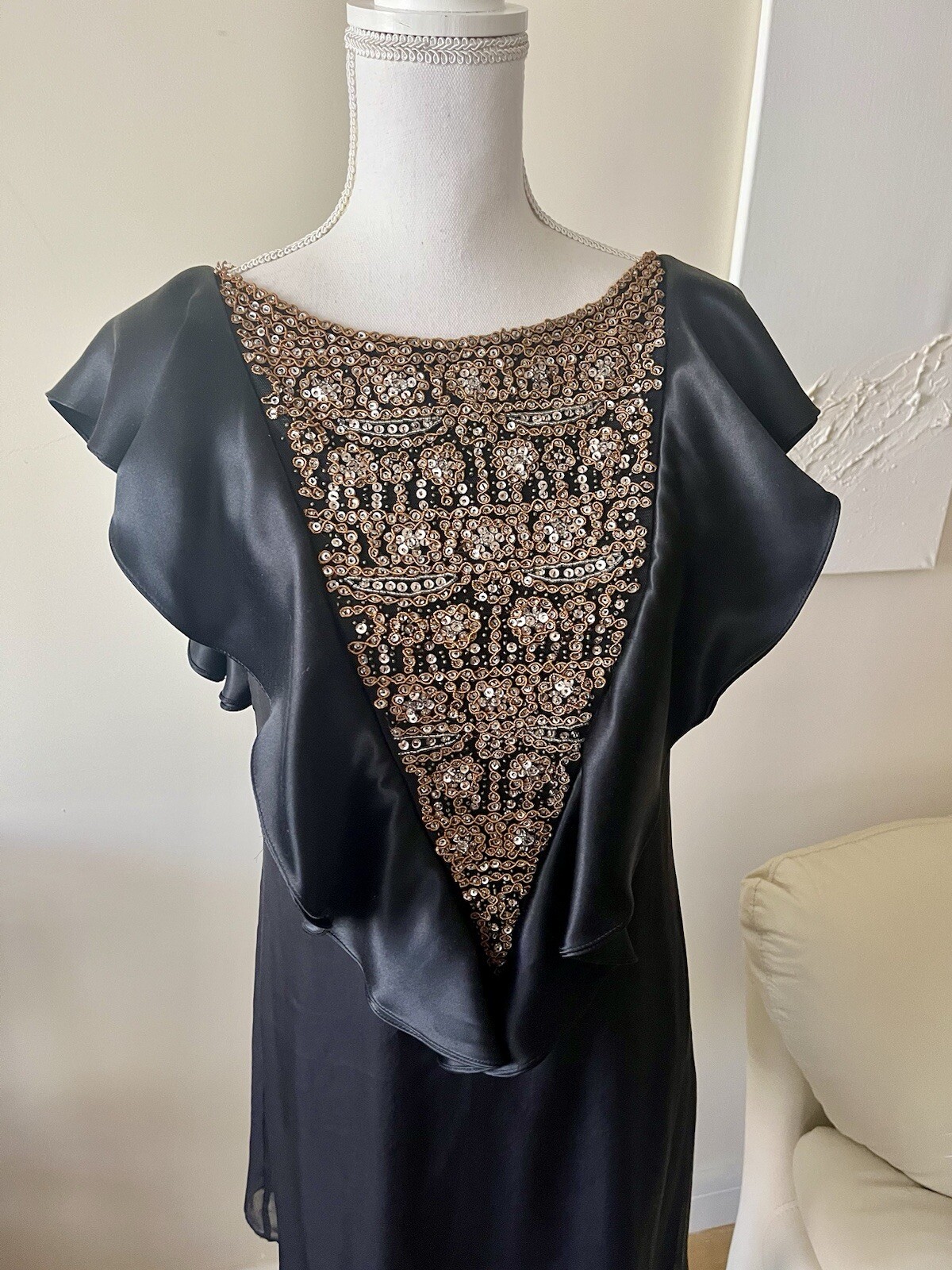 Alice + Olivia Vintage Black Silk Beaded Ruffle Mini Cocktail Dress sz Small EUC