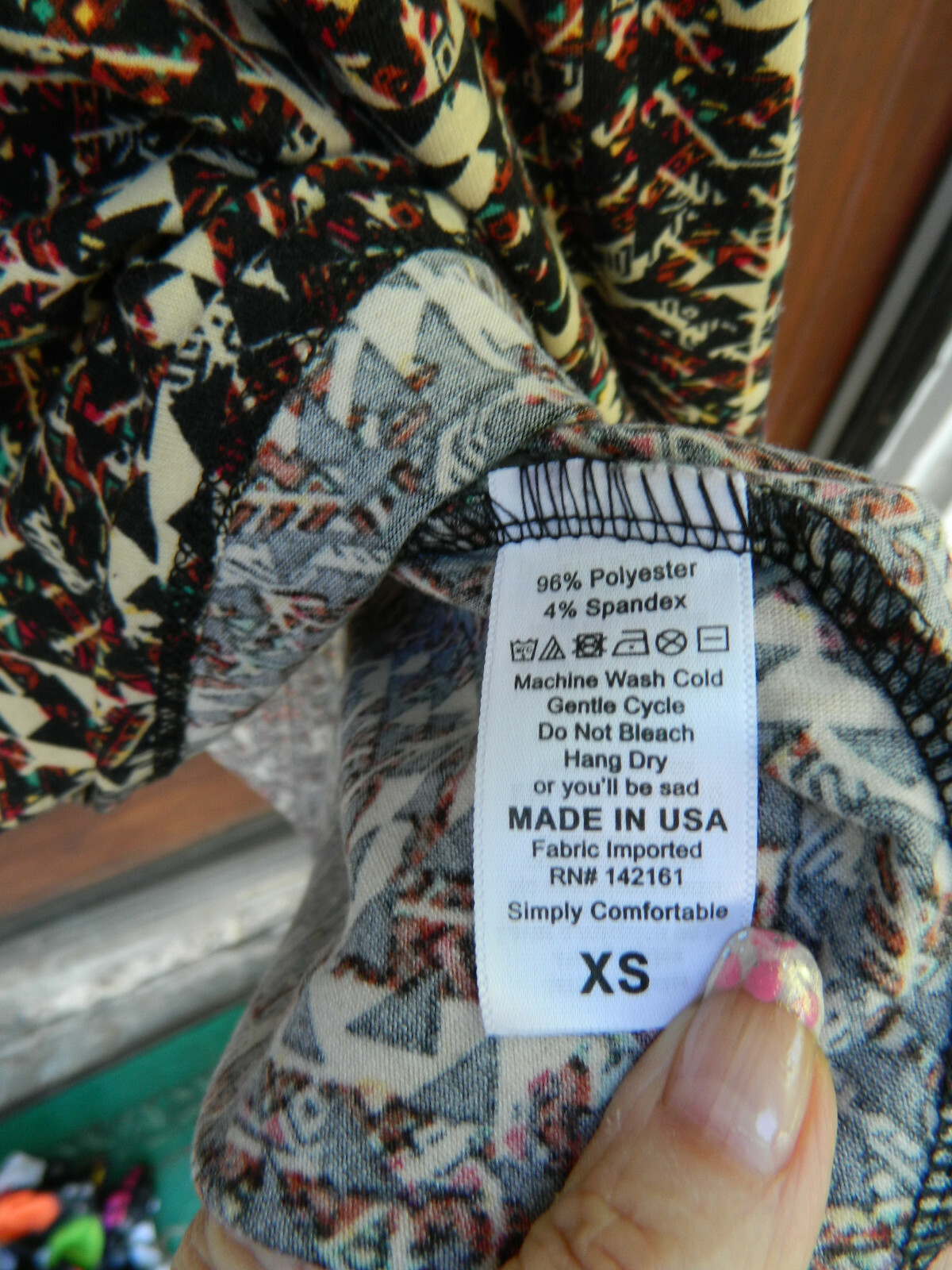 LULAROE ‘SIMPLY COMFORTABLE’ SHORT SLEEVE DRESS SZ XS MULTICOLOR NWOT