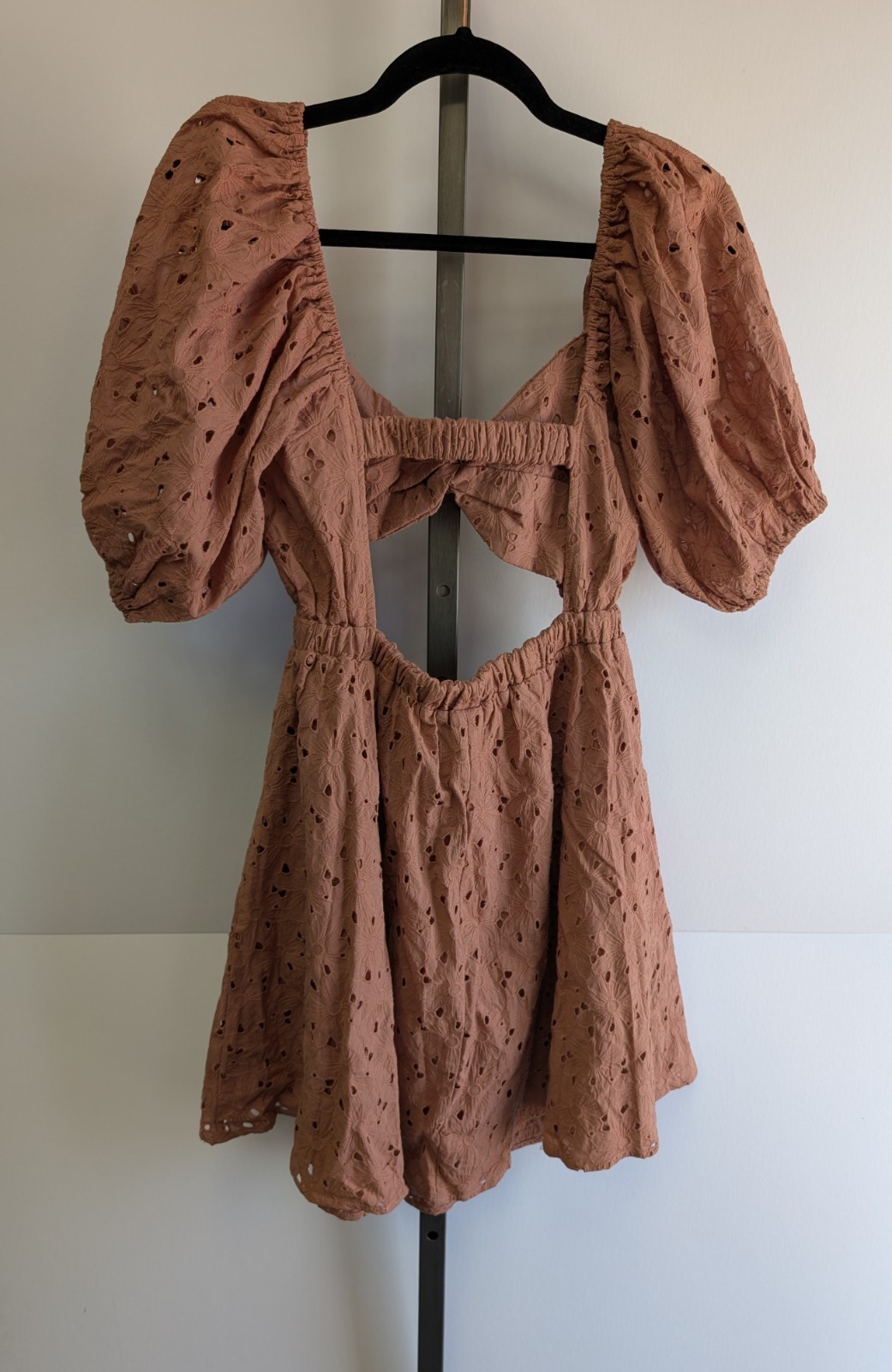 By Together Burnt Orange Eyelet Floral Puff Sleeve CutOut Smocked V-Neck Dress M