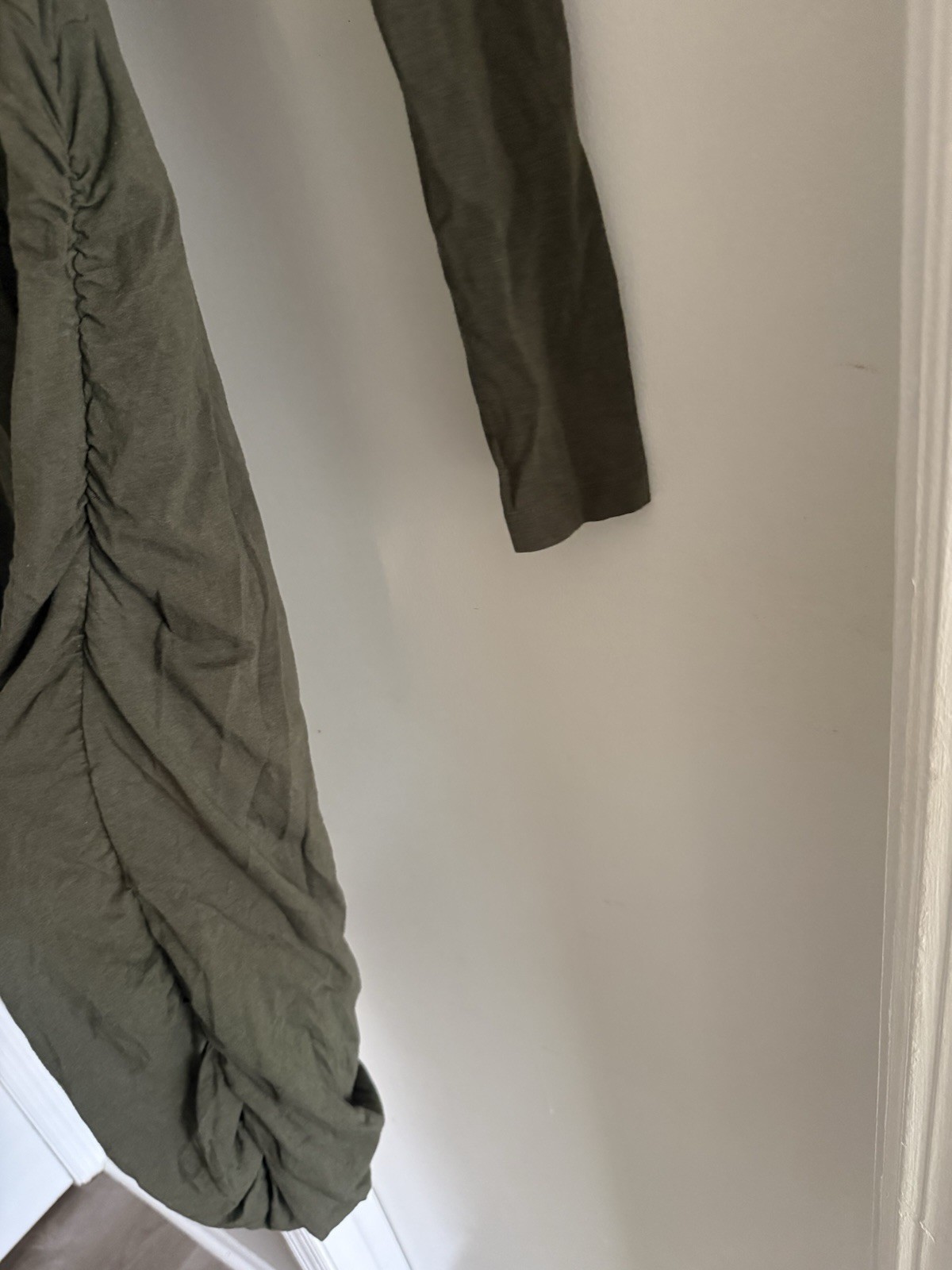 Express Green Solid Ruched Knit Bodycon Midi Dress Scoop Neck Long Sleeve XS