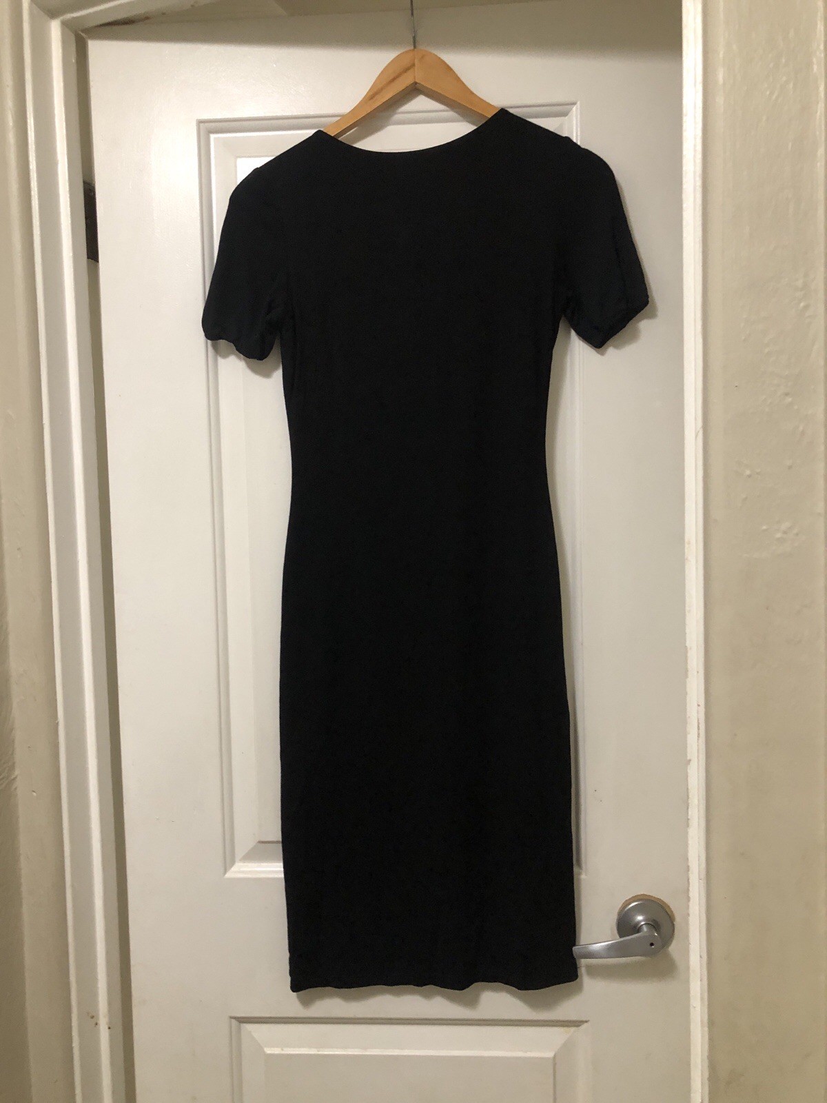 Velvet Torch Black Cap Sleeve Midi Bodycon Dress Size Small Great conditions