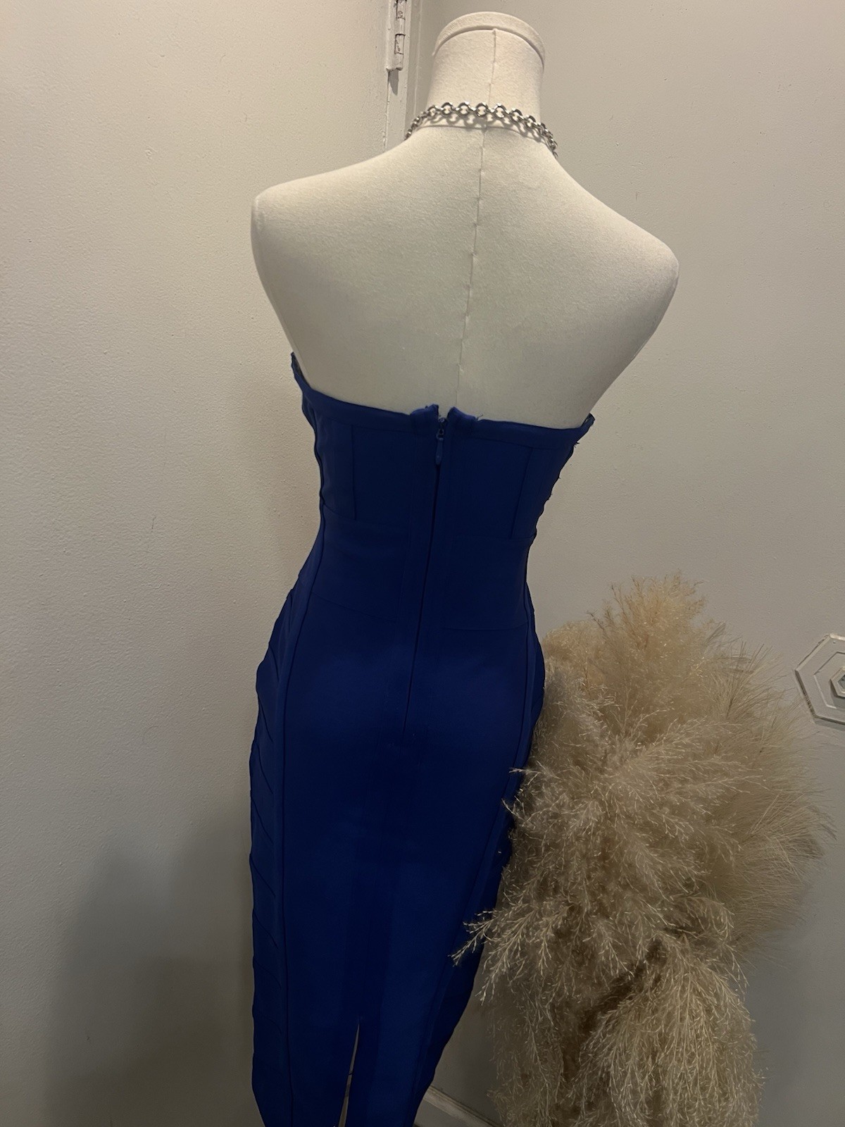 Hybrid & Company Blue Solid Sweetheart Strapless Bodycon Pleated Dress L