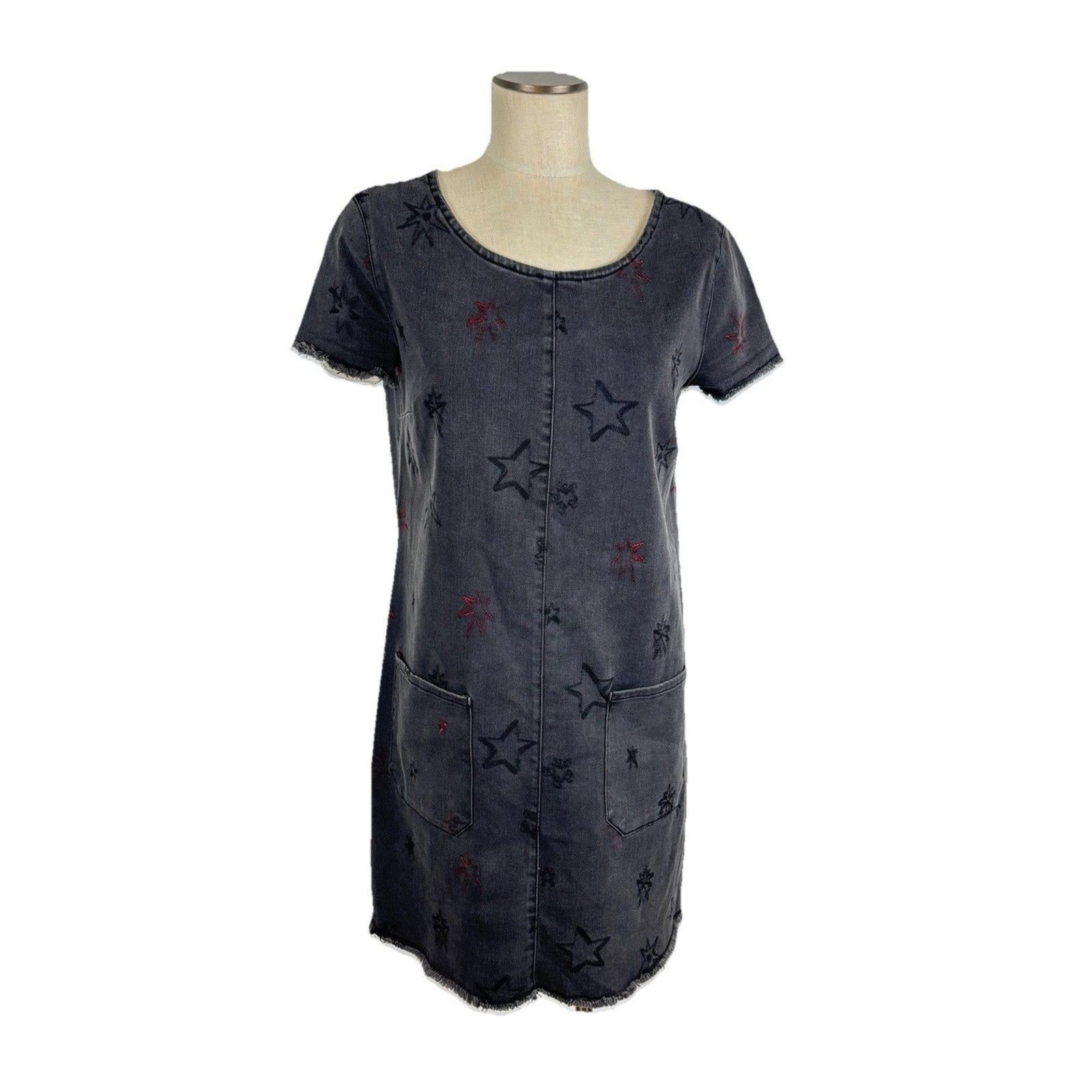 Max Jeans Women’s Sz M Black Denim Star Embroidered Dress Charcoal Wash Pockets