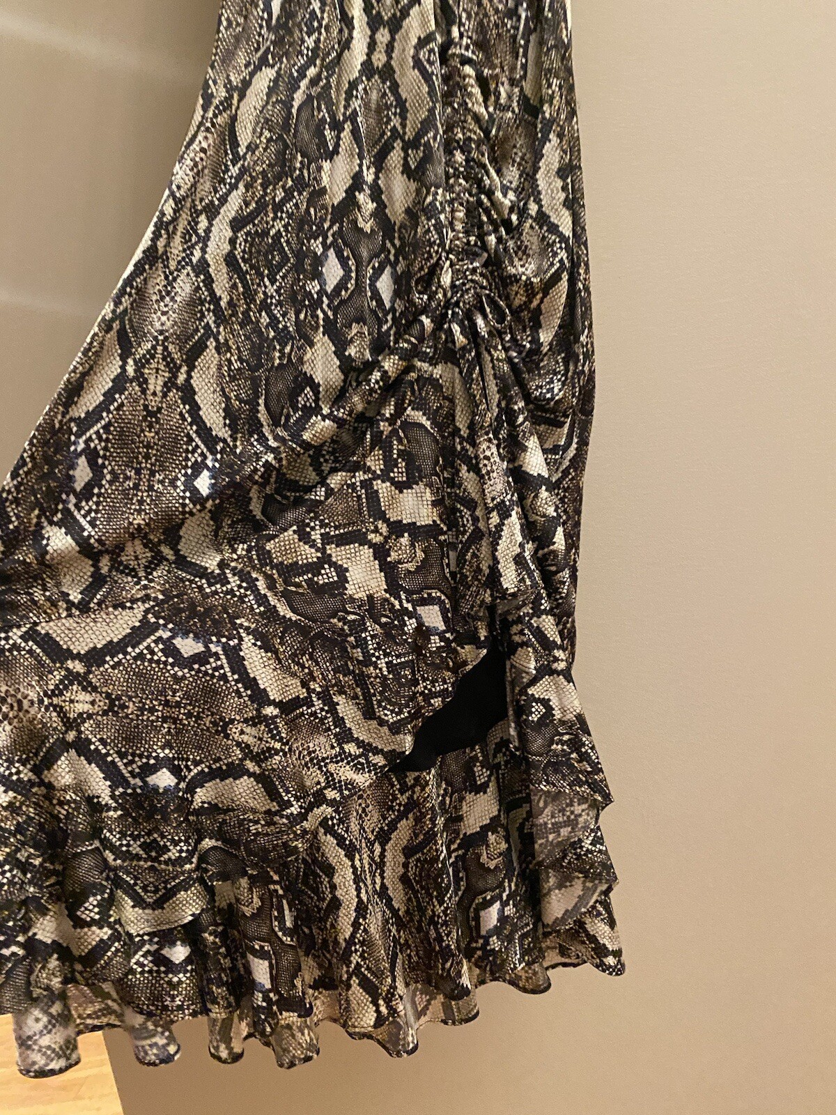 Dress V-neck Ruched Snake Print Midi Cocktail Dress New XXS