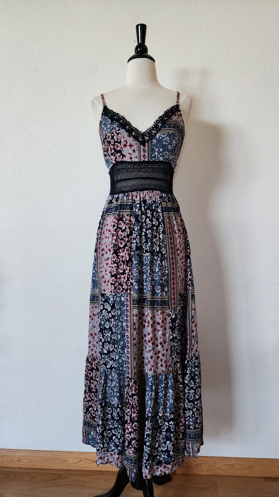 New Anthro Maxi Dress Size Small Navy Floral Coquette Crochet Boho Brunch