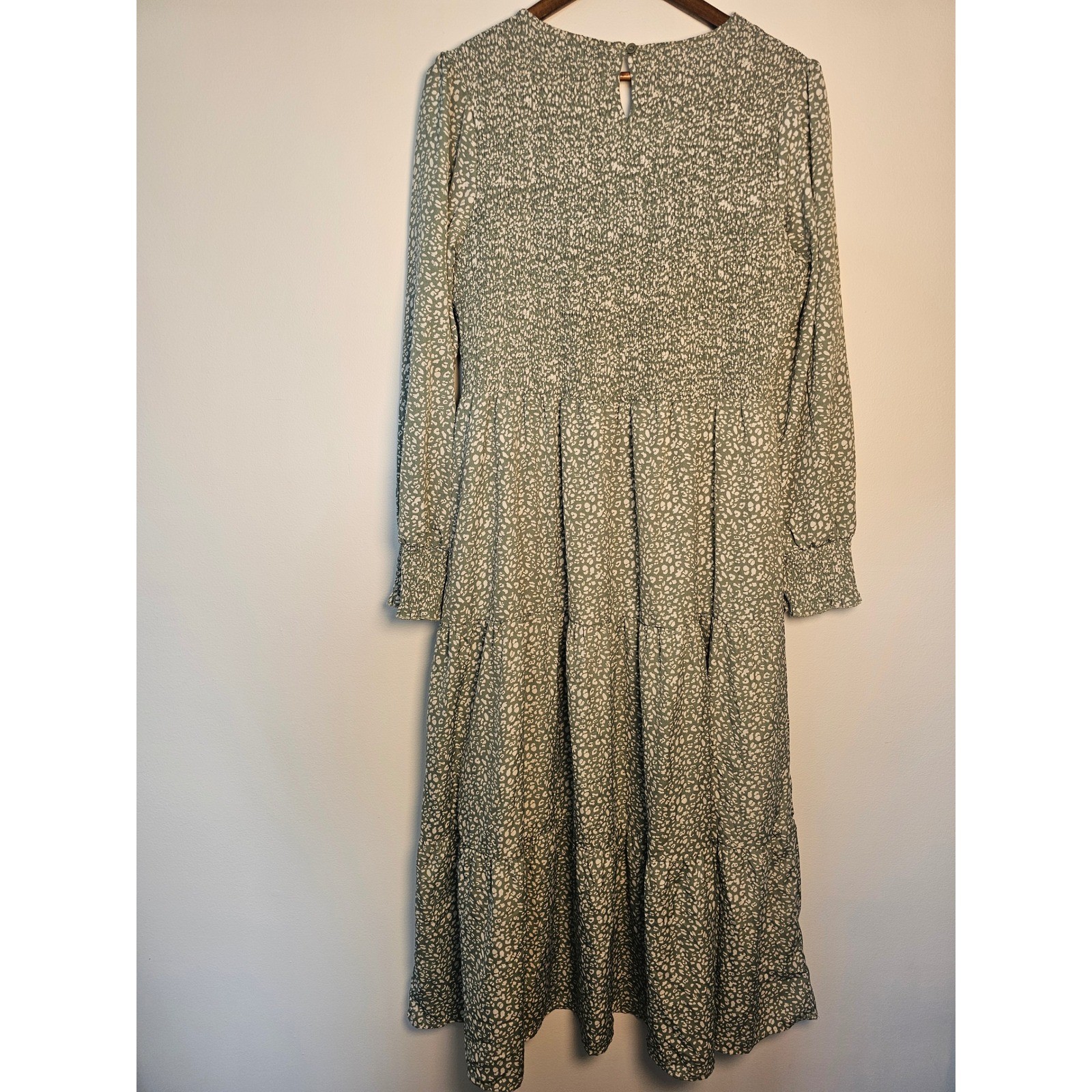 Cottagecore Maggeer Smocked Tiered Midi Dress Womens XL Sage Green Animal Print