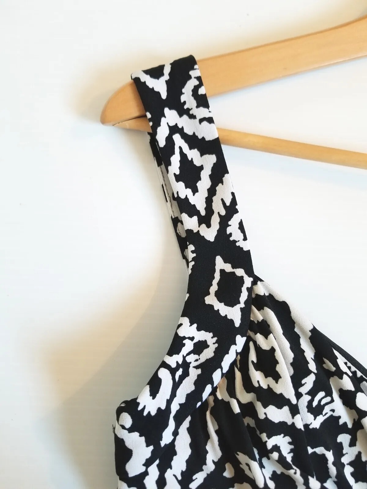 Enfocus Petite Black & White Maxi Stretch Sleeveless Dress Size 6P 49″ Inches
