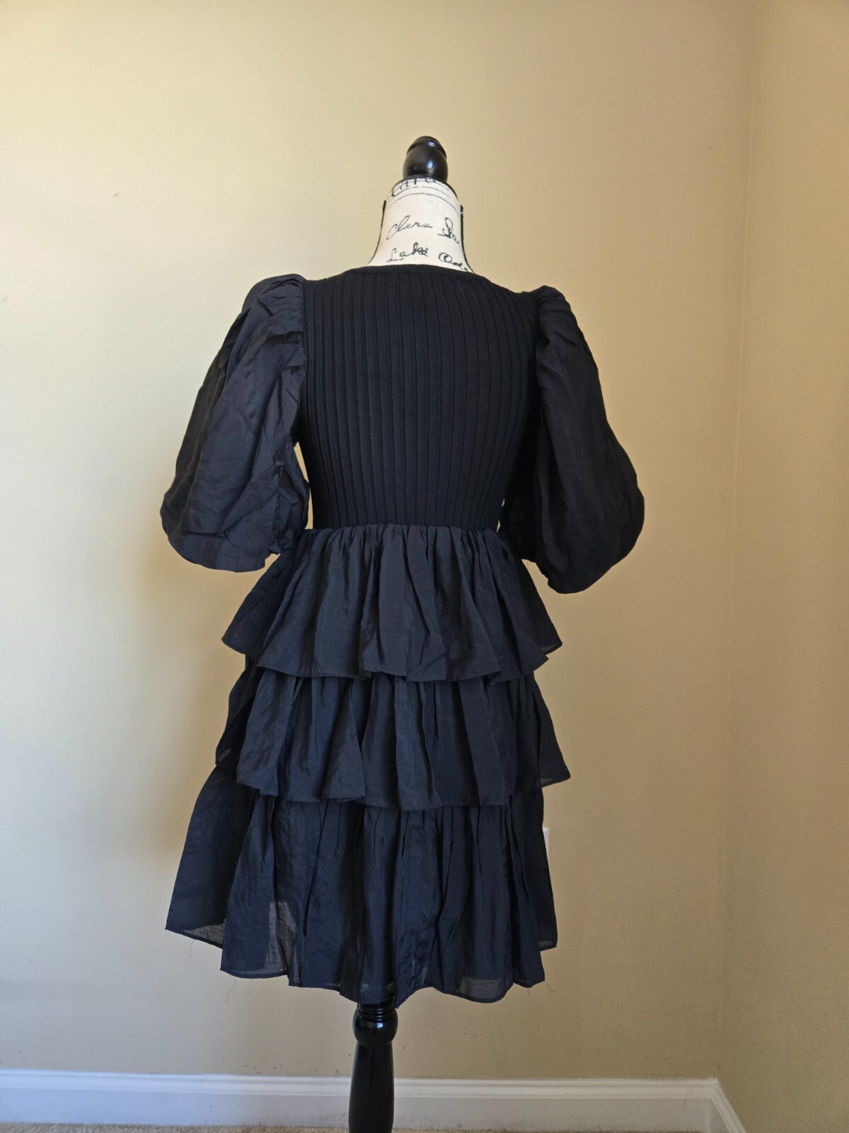 Sofie the Label black ruffle mini dress puff sleeve womens S