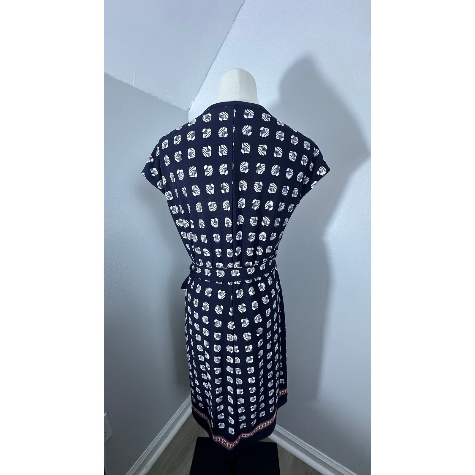 Ann Taylor Seashell Wrap Dress 10P Petite Navy Blue White Nautical Coastal