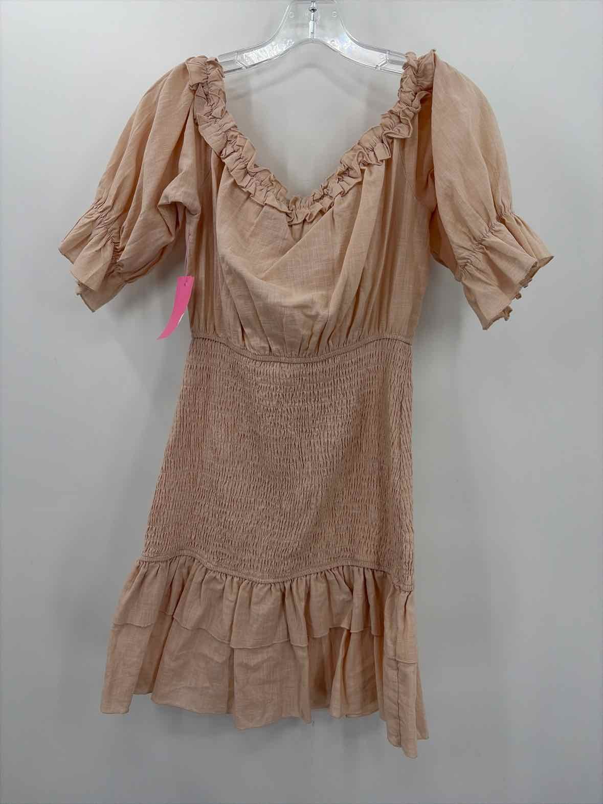Pre-Owned Simplee Tan Size Medium Short Sleeve Knee Length Open Shoulder Dress