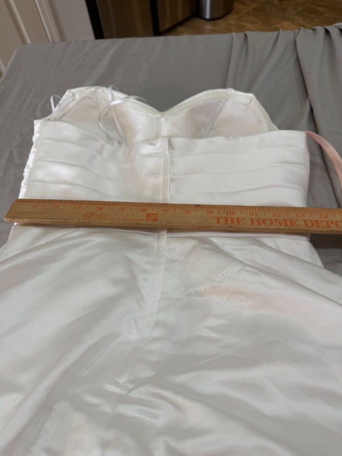 Lulus Khalida White Satin Pleated Strapless Gown Size Medium