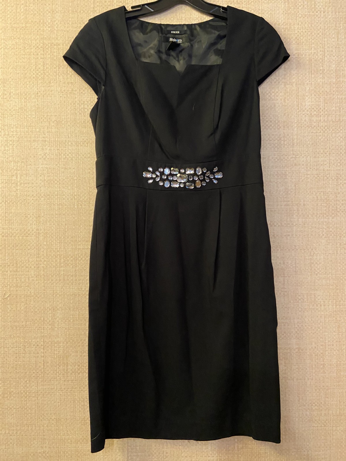Style & Co. short cap sleeve A-line pencil dress size 4P black with rhinestones
