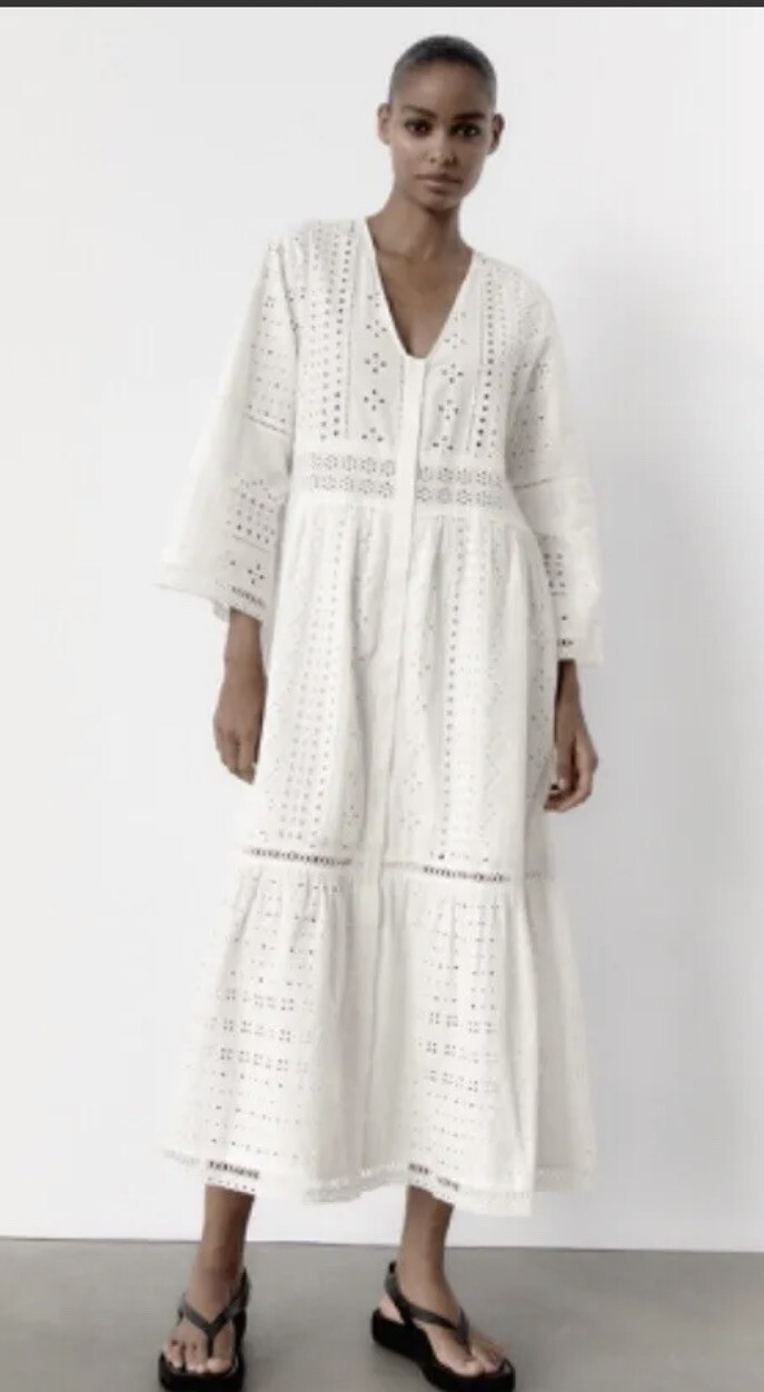 ZARA OYSTER WHITE DRESS WITH CUTWORK EMBROIDERY SIZE S7521/042 BNWT