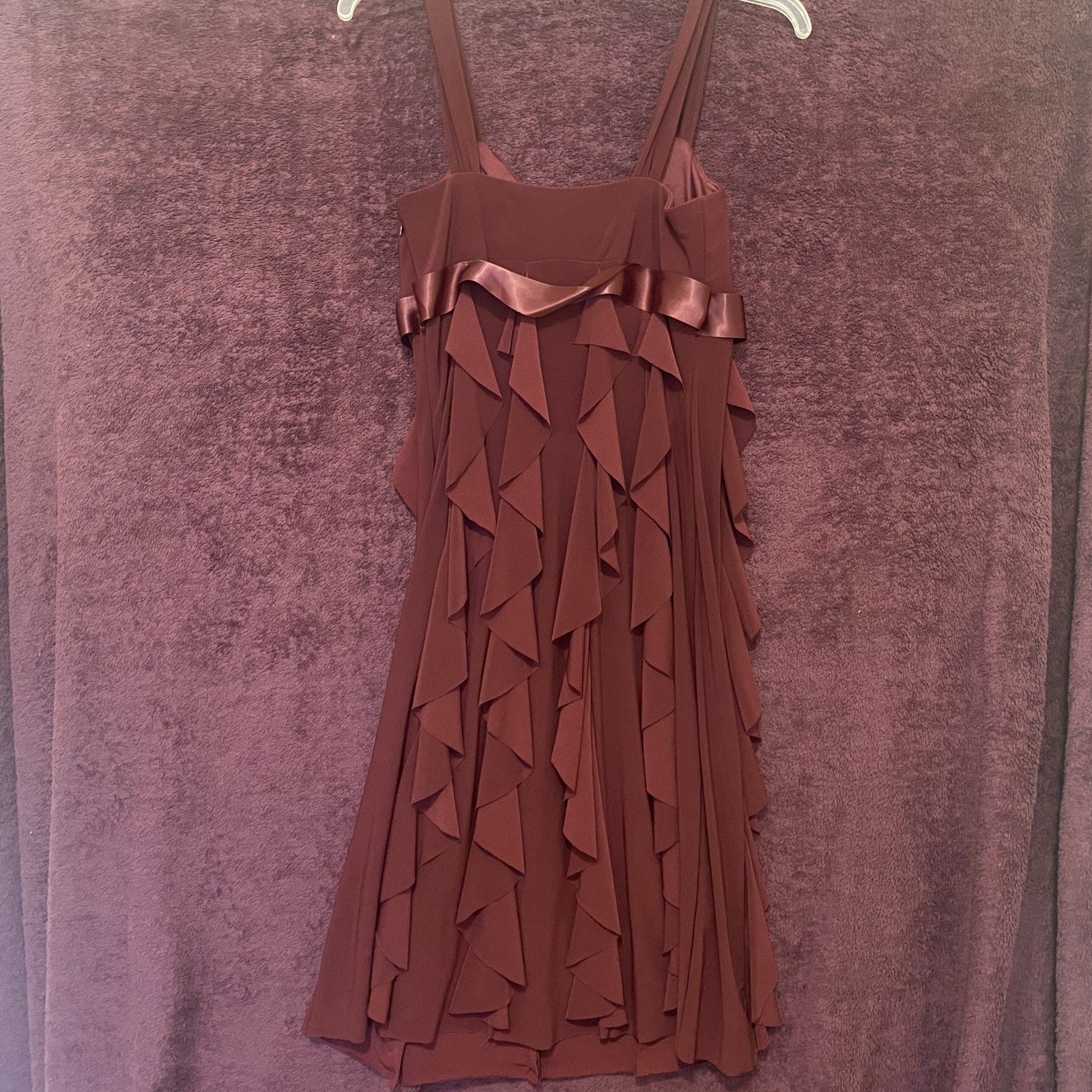 Betsy & Adam Women’s Ruffled Burgundy Cocktail Dress Size 4