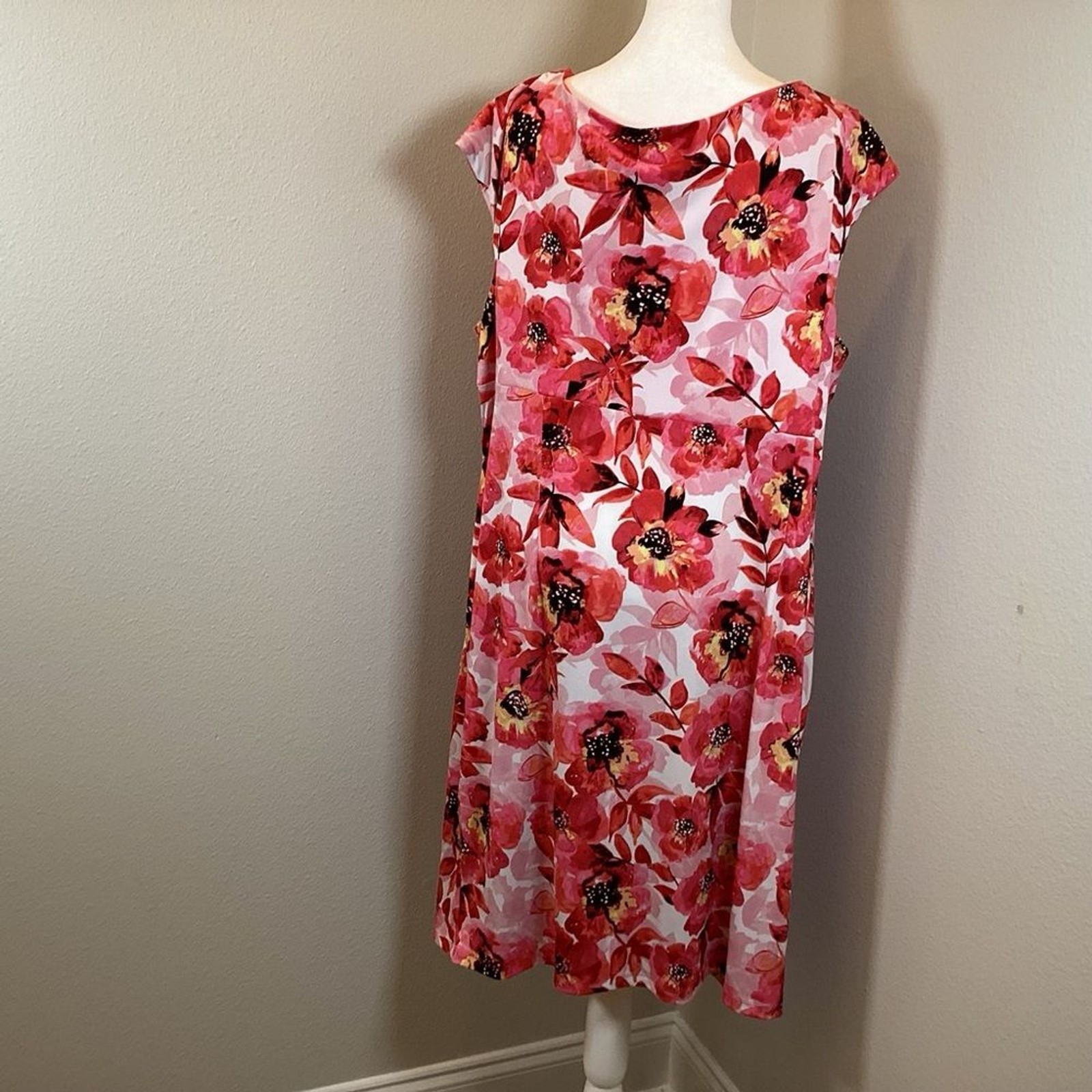 NWT Connect Apparel Twisted Front Draped Faux Wrap Floral Midi Dress Plus Sz 20