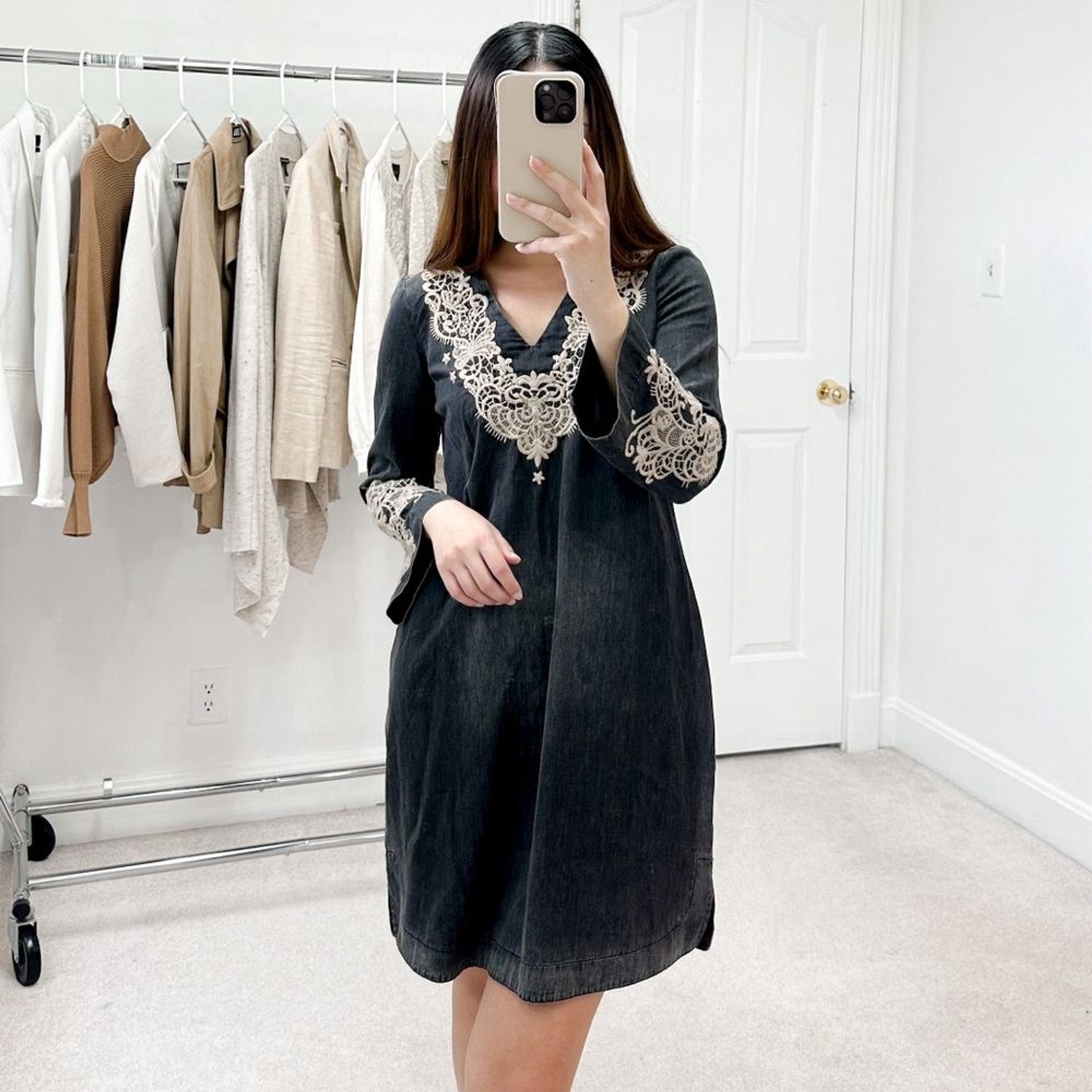 Johnny Was Neema V-Neck Embroidered Chambray Bell Tunic Dress in Grey Sz XS