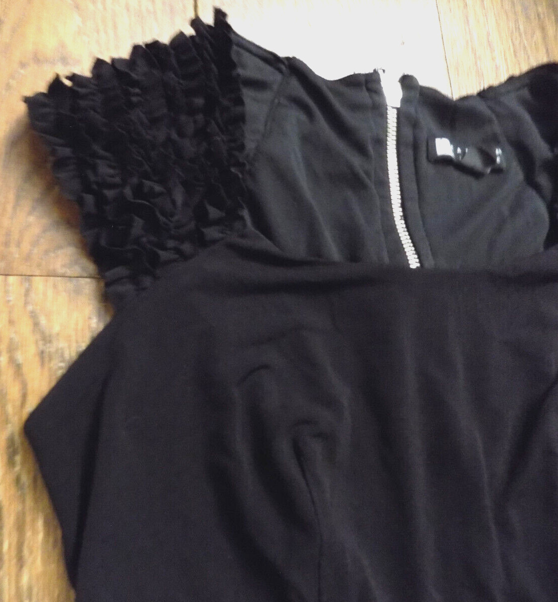 Carole Little Dress Black Ruffle Cap Sleeves Empire Waist Soft stretch fabric 4