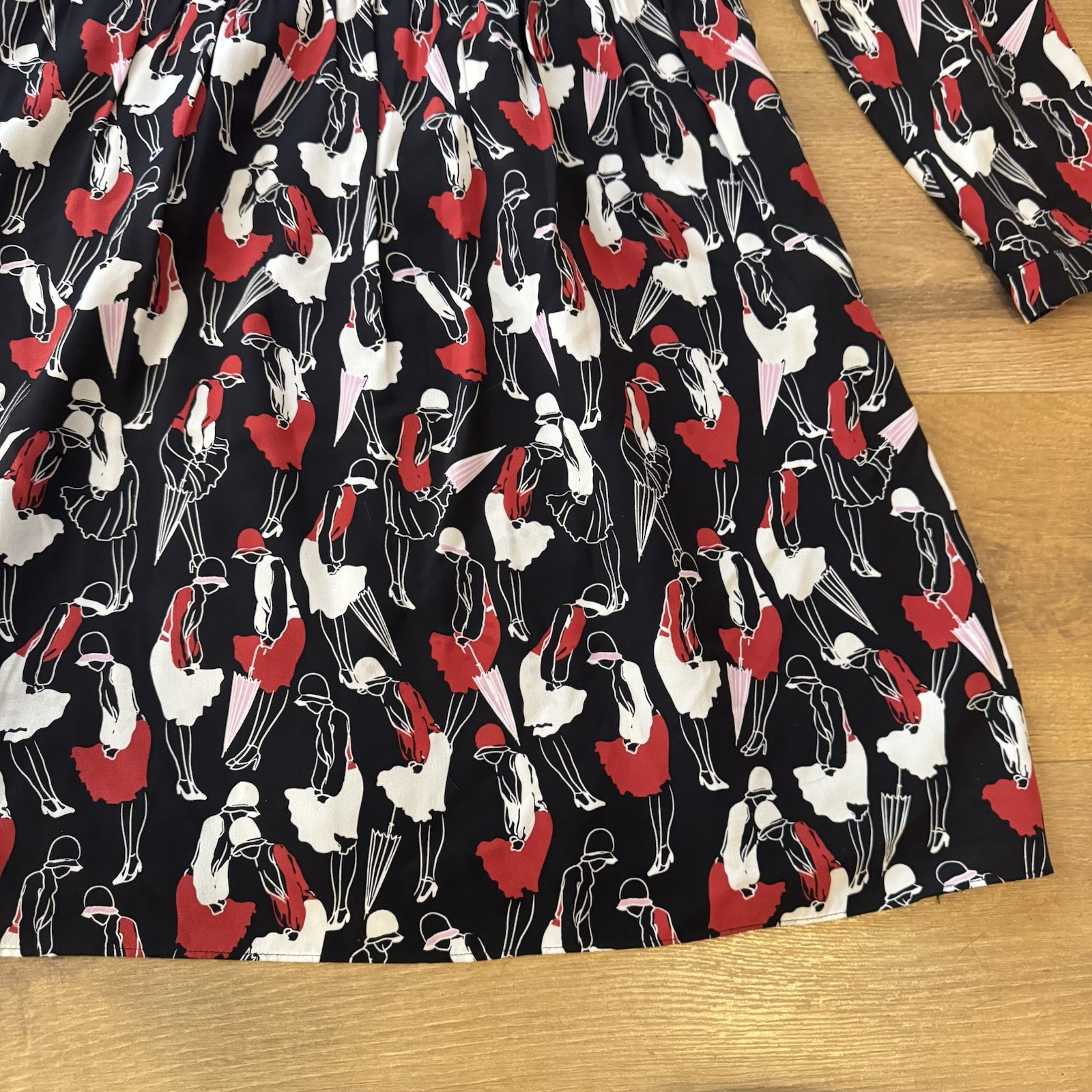 Brooks Brothers Red Fleece Size 8 100% Silk Dress Black Red White Women Print