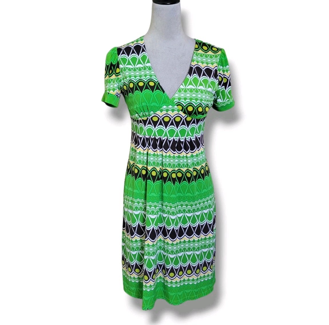 Volume One Vintage Y2K Retro Short Sleeve Babydoll Retro Stretch Dress Size M
