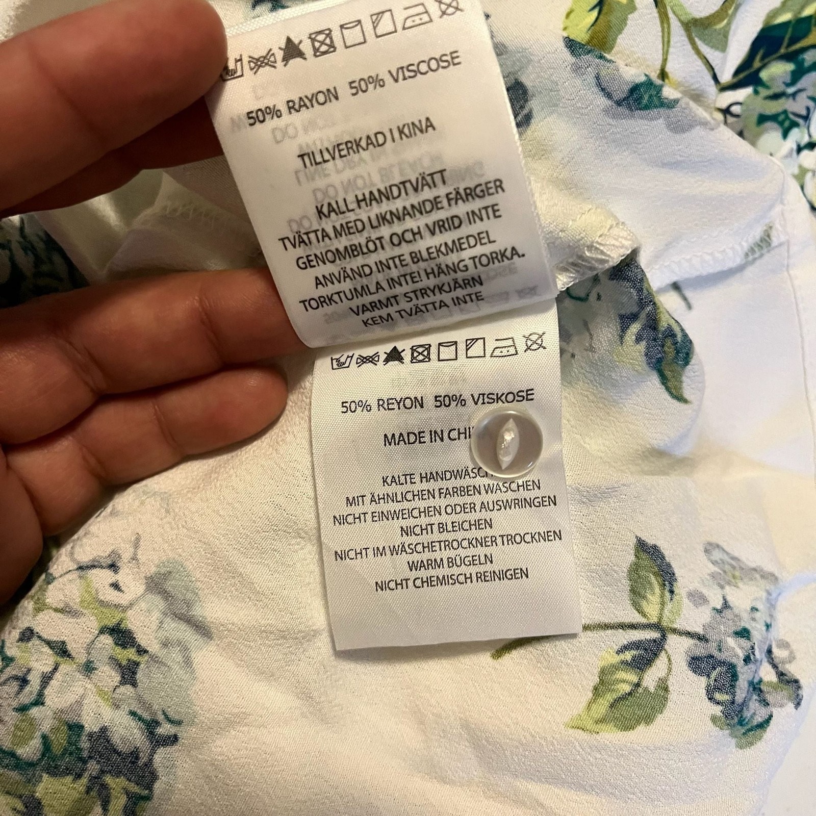 Rolla’s Claire Hydrangea Midi Dress White Floral Size Small