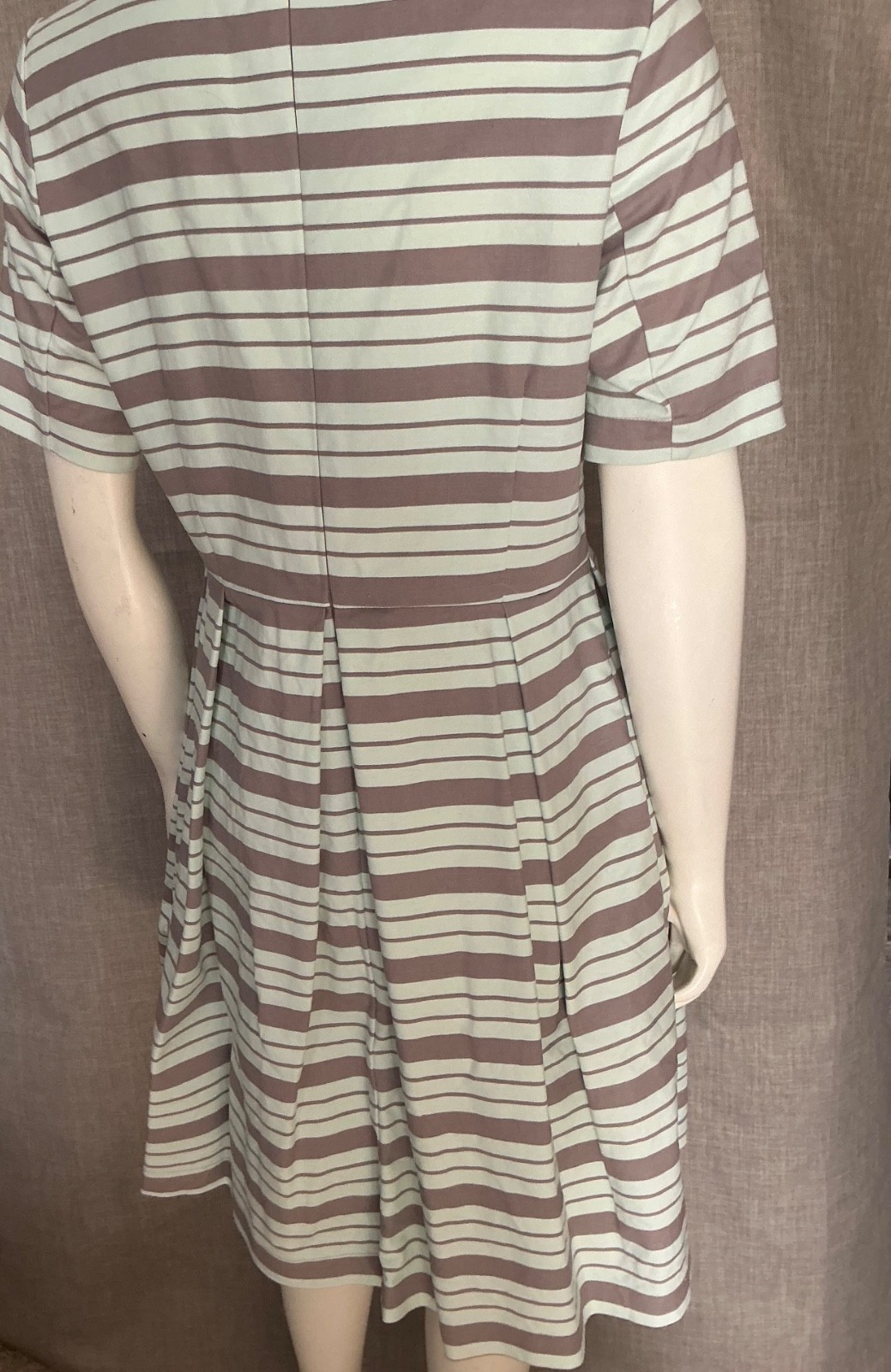 DE Collection Mint And Gray A Line Striped Dress Size Large w/ Pockets