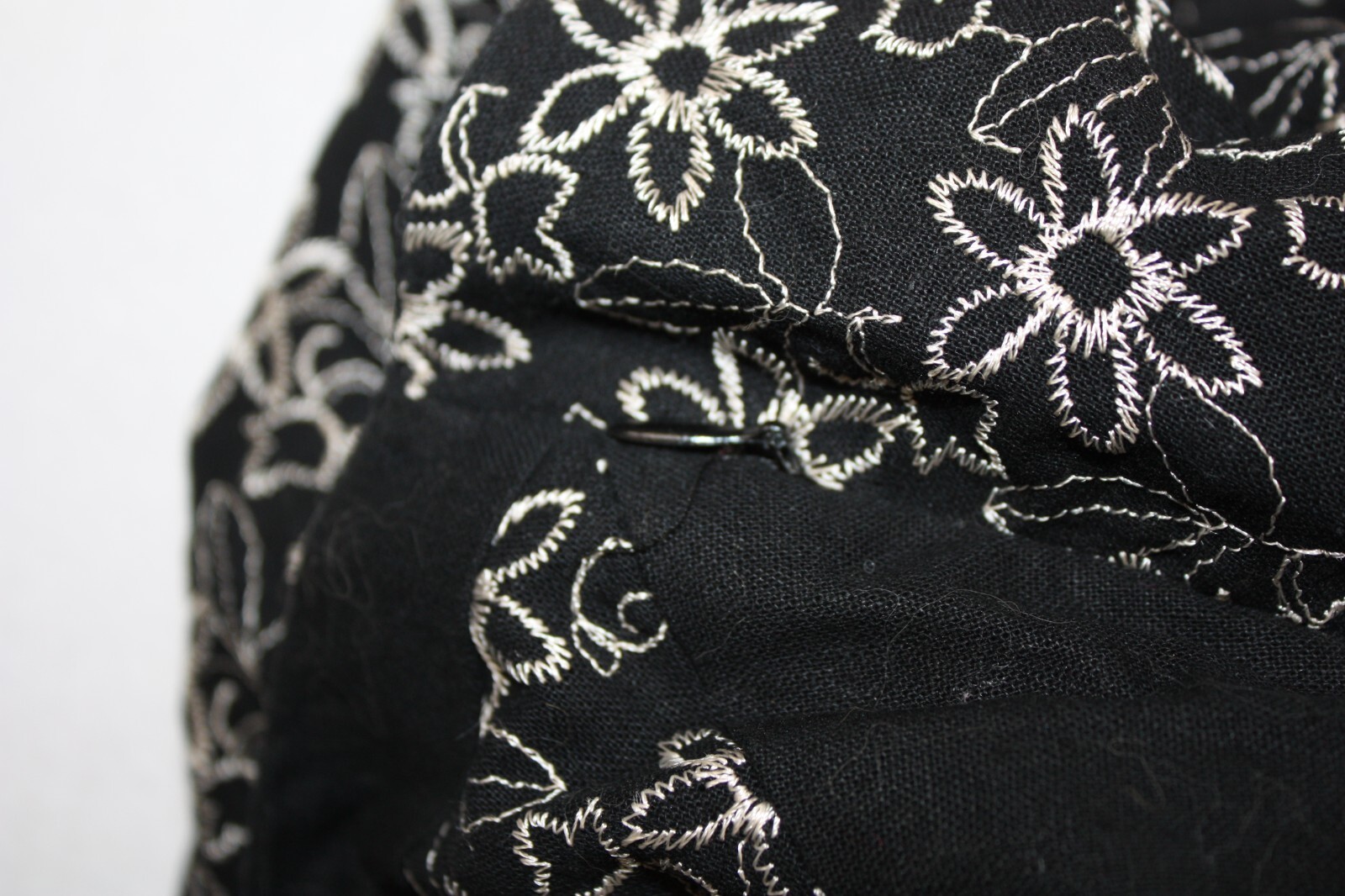 Vtg Black Floral Eyelet Sundress Boho Cottagecore Y2K Soft Girl Babydoll size 12