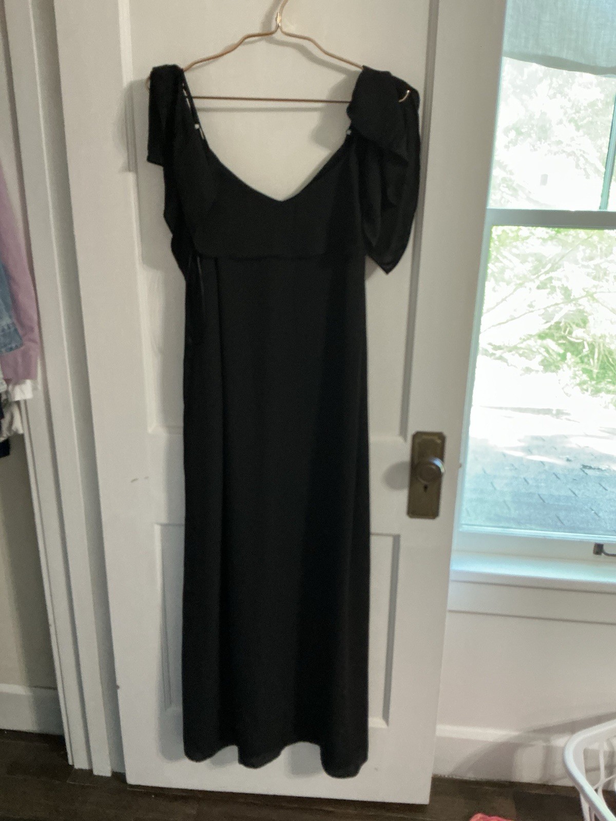 A Pea in the Pod Maternity Women’s Black Formal Flowy Black Ruffle Dress New S