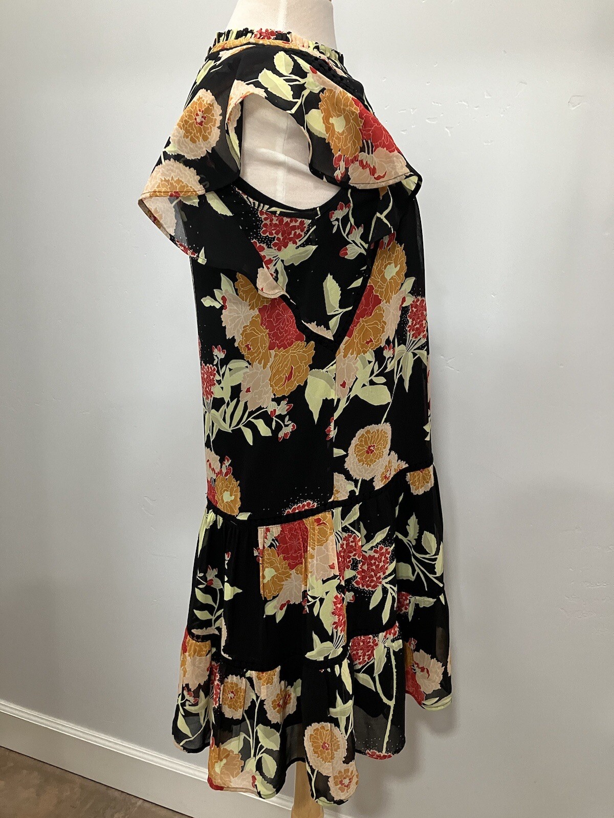 Danielrainn Black & Multicolored Floral Mini Dress, Size 8