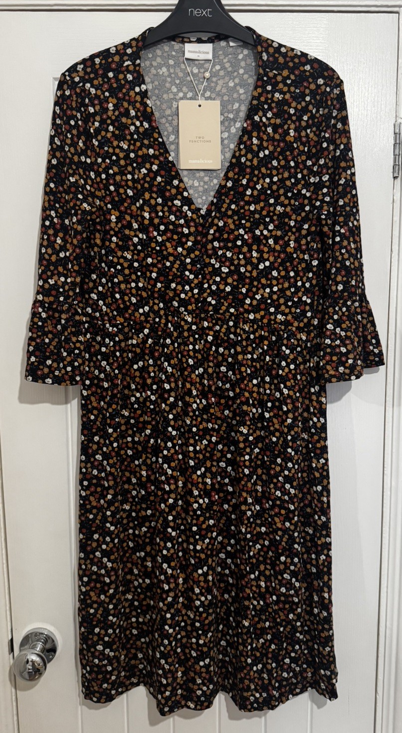 Ladies Mamalicious Maternity Dress Floral V Neck Pregnancy NEW With Tags- Medium