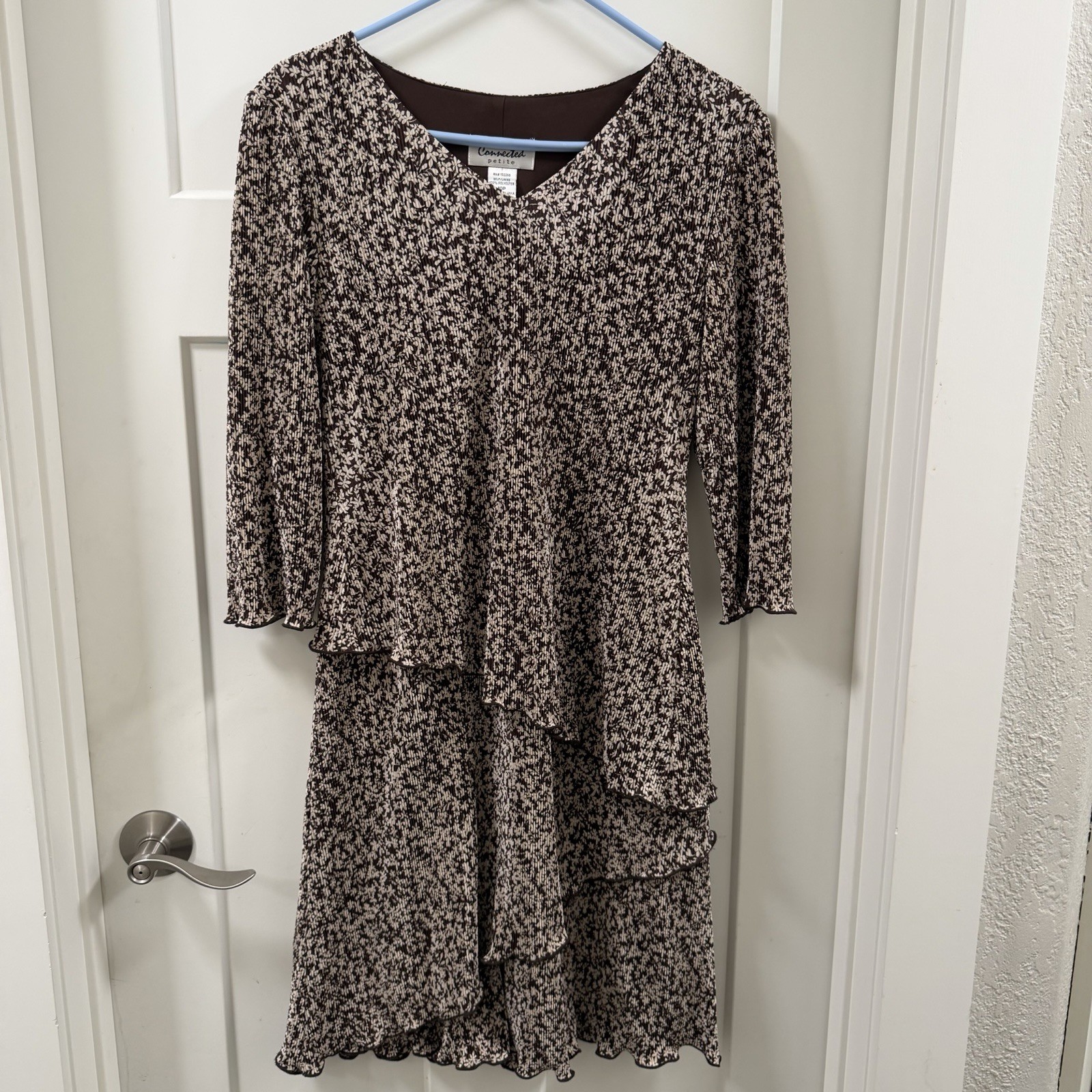 Connected Women Brown&White FloralPrint Tiered Asymmetrical Long Sleeved Dress10