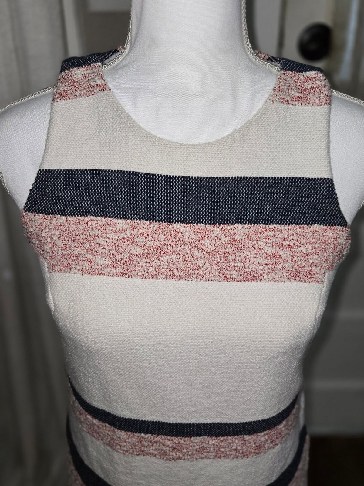 Ann Taylor Black Label on White Lining
