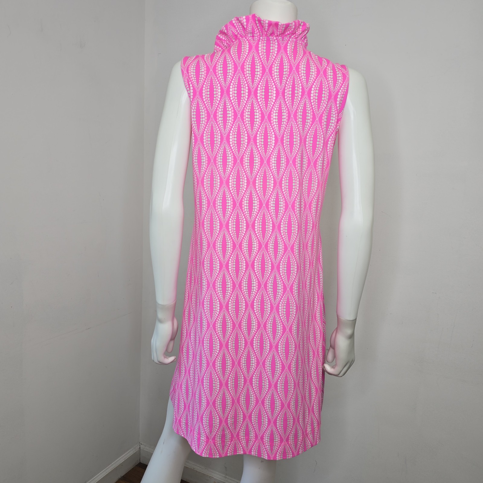 Lulu B Mini Dress Size M Ruffle Neck Sleeveless Catalina Cloth Pink Mosaic Prep