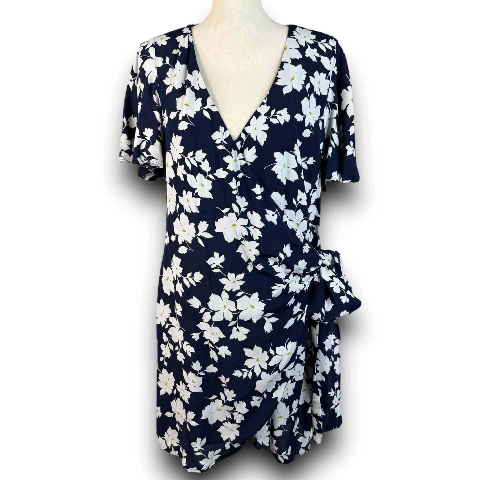 Blue Floral Wrap Mini Dress Vneck Short Sleeve Spring Summer Size Medium