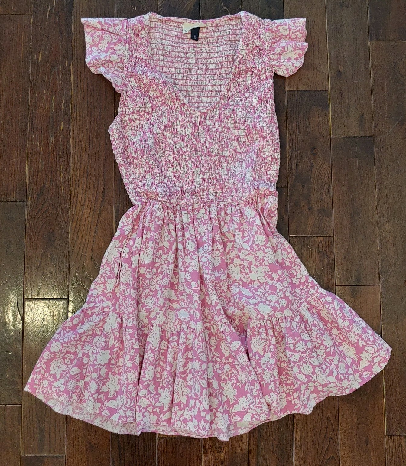 Women’s Universal Thread Smocked Mini Dress Pink Size M EUC 2022 Model