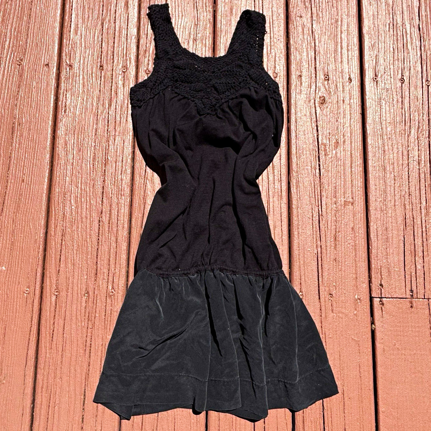 Y2K BCBGMAXAZRIA Black Crochet Sundress Scoop Neck Sleeveless Tie Waist Knee S