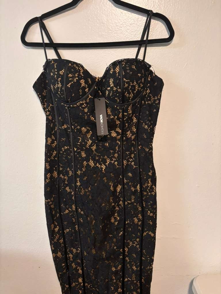 All in love lace mini dress Size L Fashion Nova