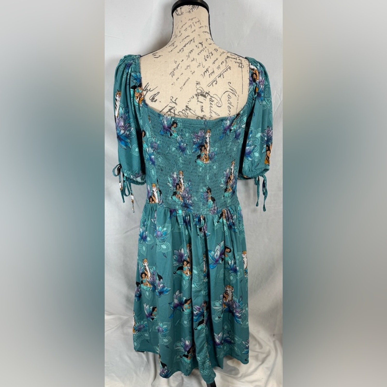 NWOT HER UNIVERSE DISNEY Aladdin Princess Jasmine Floral Midi Dress 4X