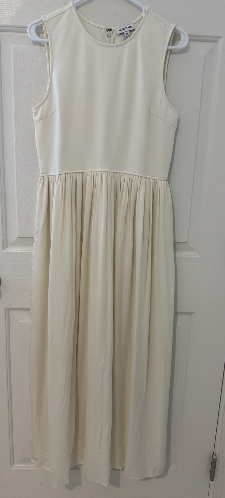 Nordstrom Women Maxi Dress Sleeveless Sz M Non See-through Pockets Lined Ivory