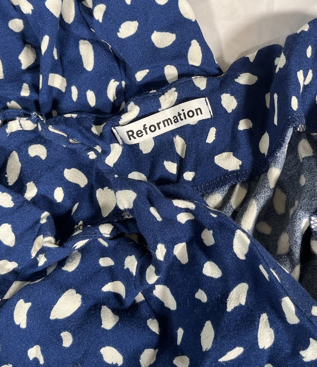Reformation Crimini Midi Spaghetti Strap V-Neck Dress in Blue Polka Dot Size 4