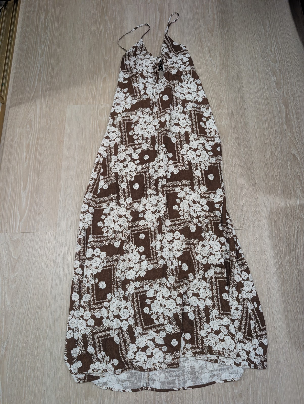 Anthropologie NWT Paper Heart Chocolate Brown Floral Linen Maxi Dress, Size…